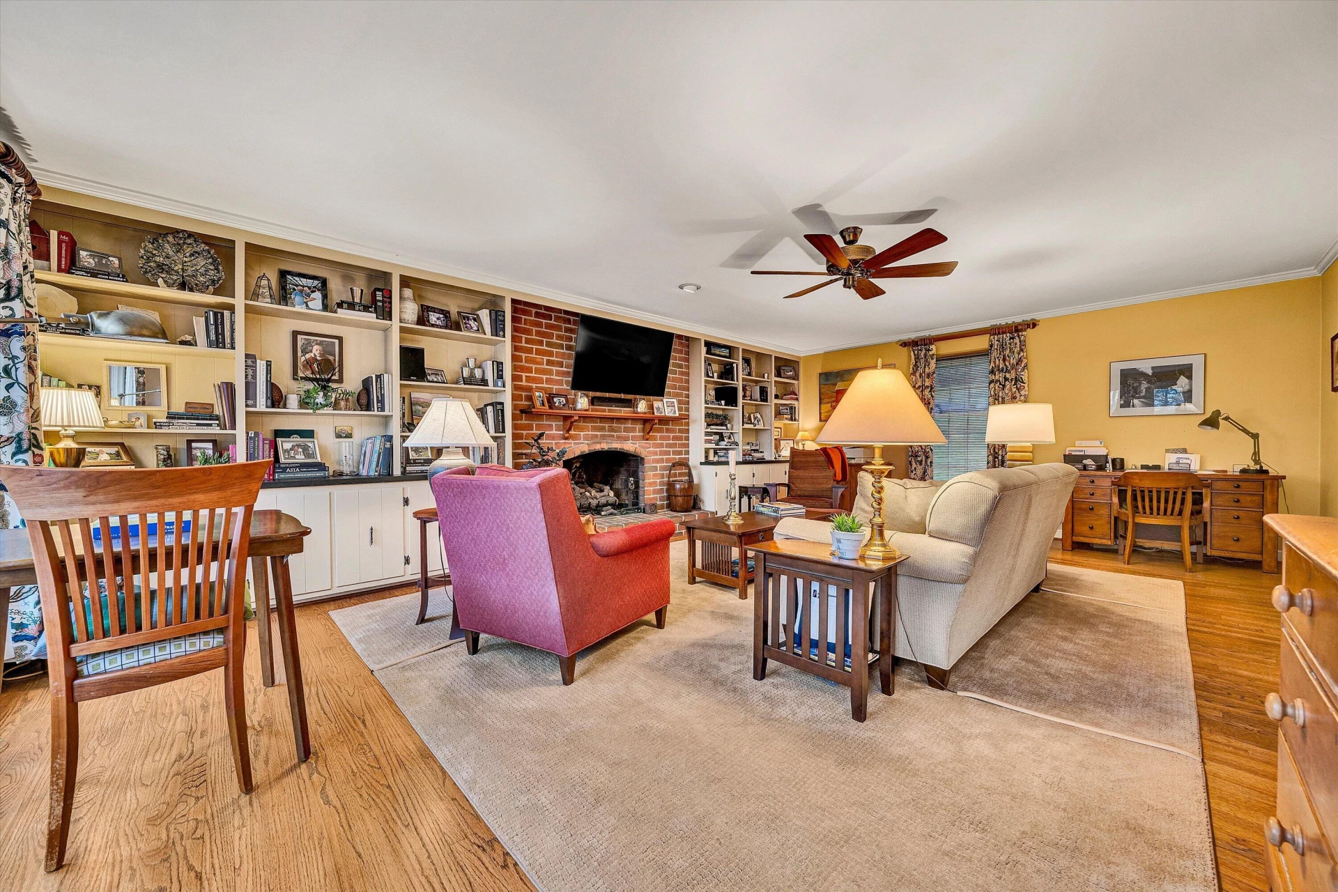 3684 Peakwood DR - Photo 14