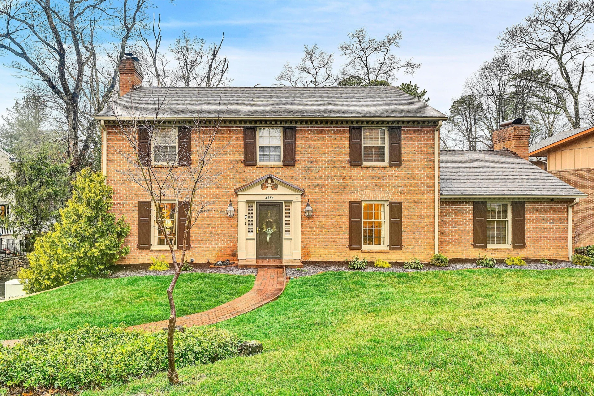 3684 Peakwood DR - Photo 2