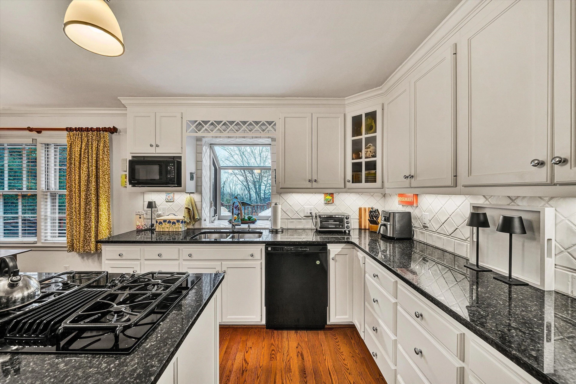 3684 Peakwood DR - Photo 20