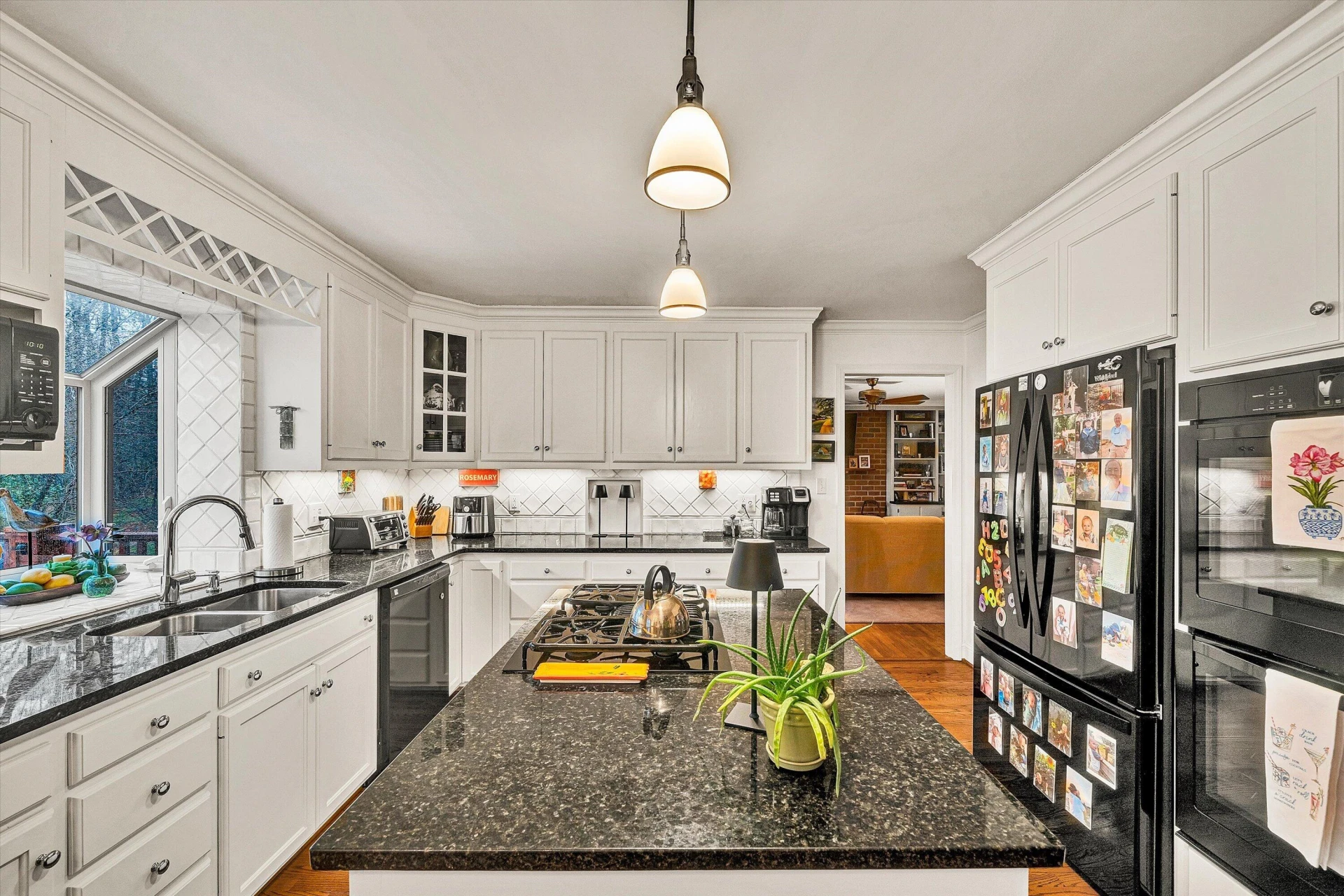 3684 Peakwood DR - Photo 21