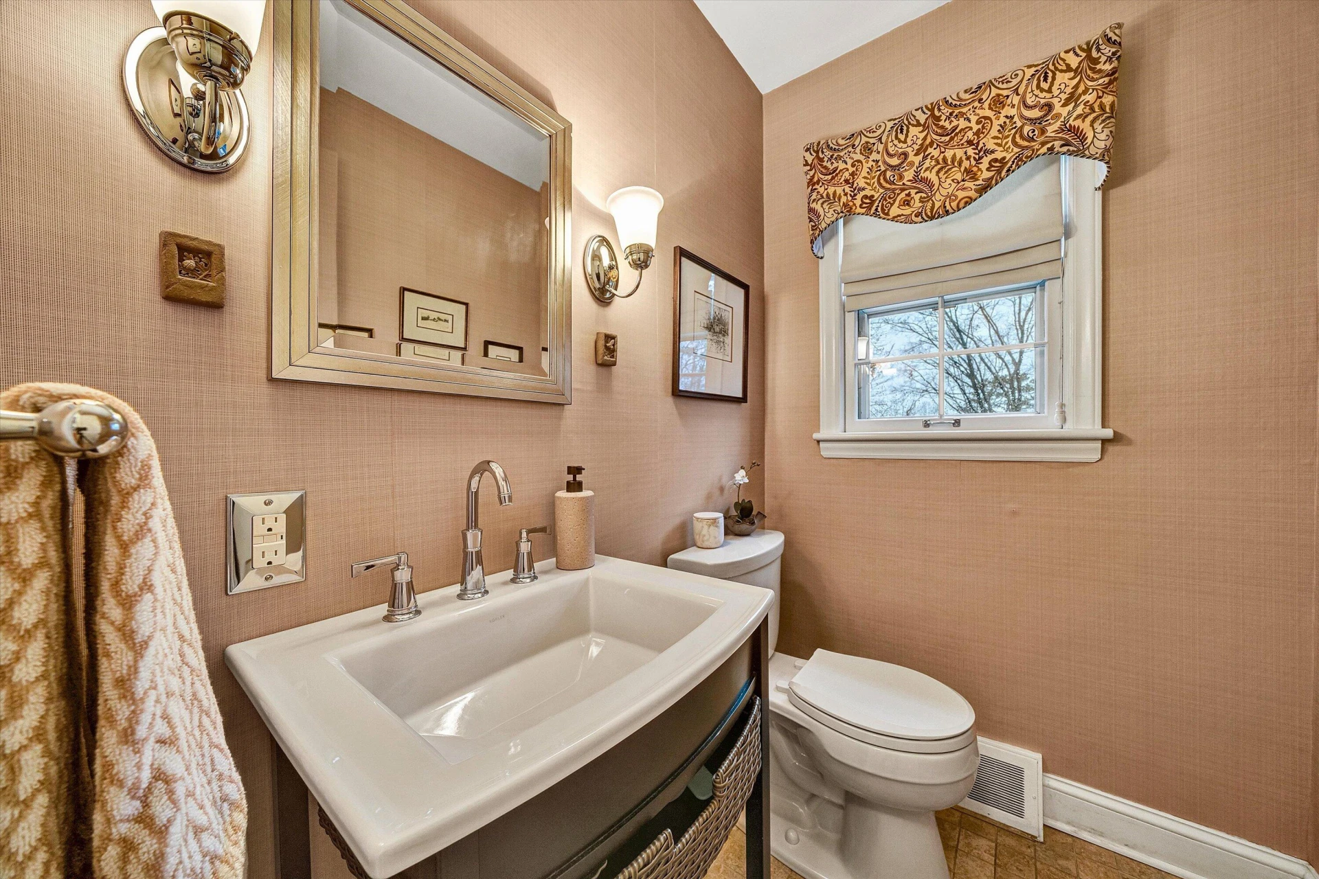 3684 Peakwood DR - Photo 27