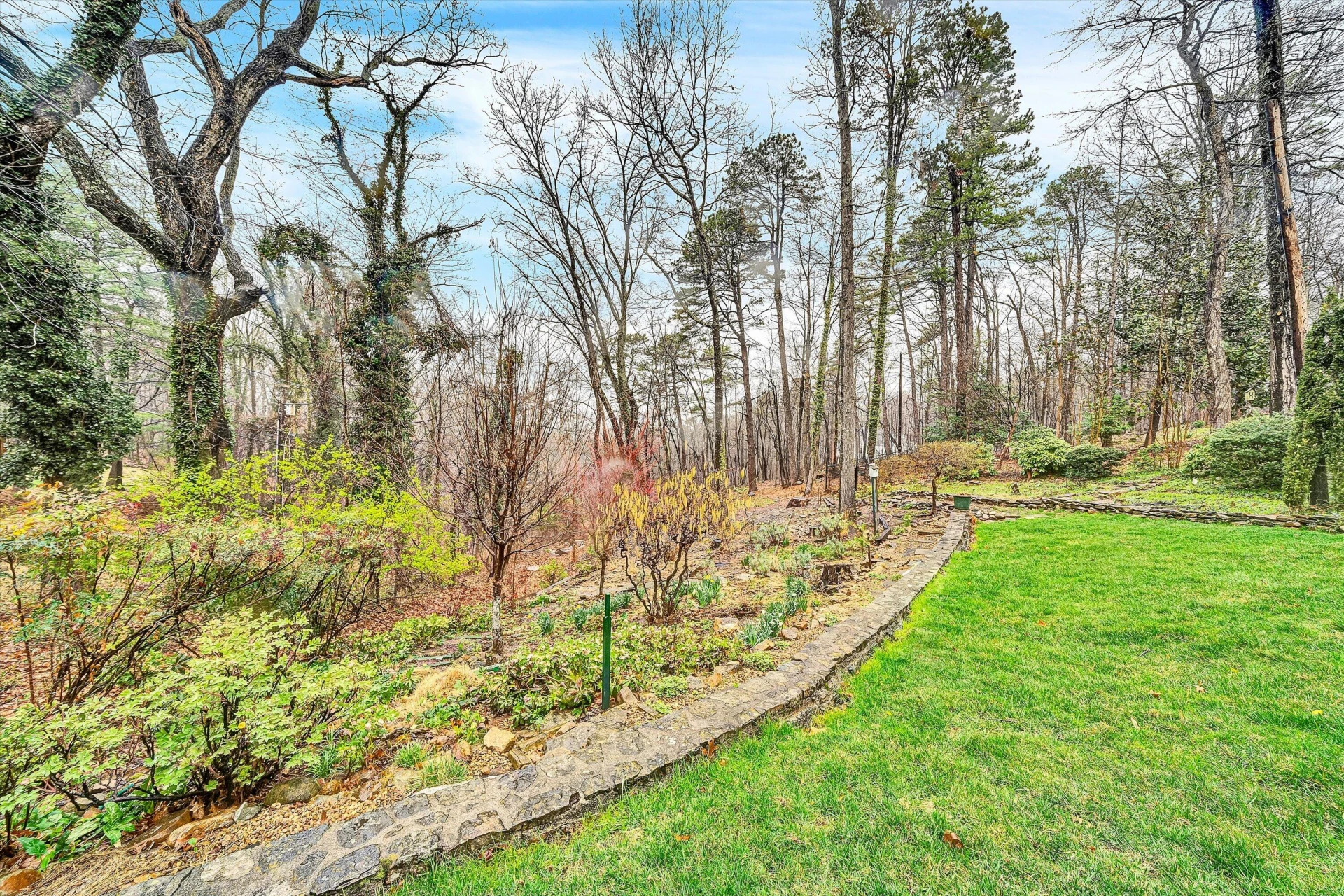 3684 Peakwood DR - Photo 54