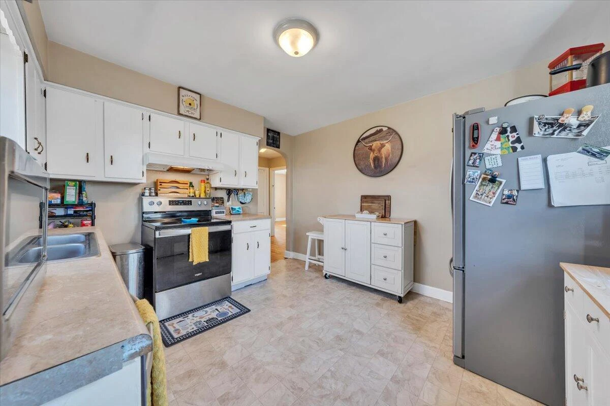 2407 Denniston AVE - Photo 12