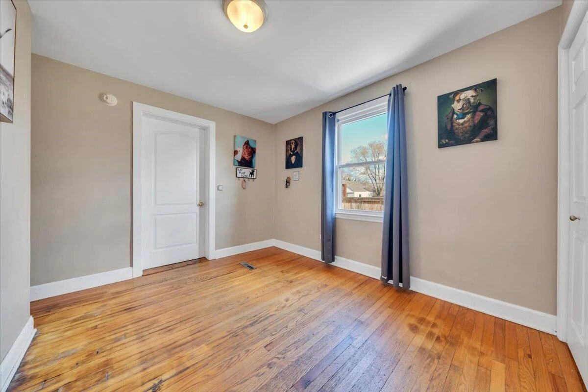 2407 Denniston AVE - Photo 15