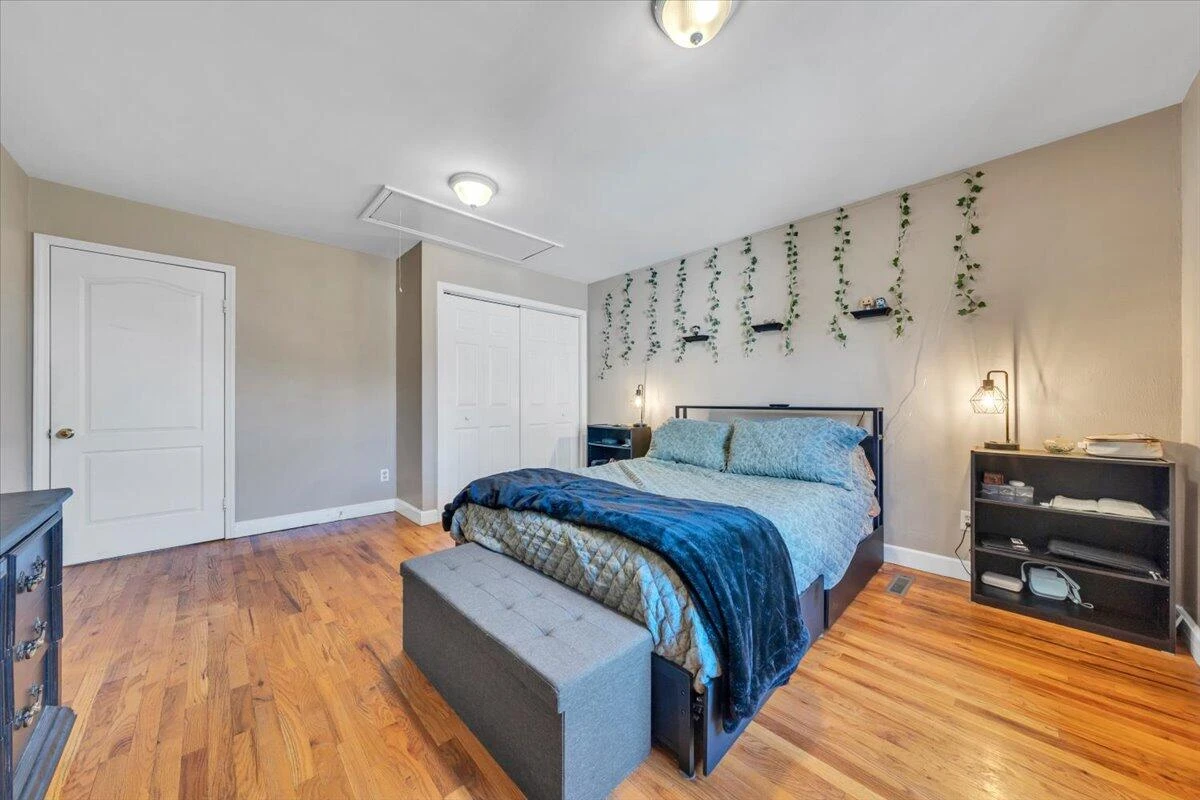 2407 Denniston AVE - Photo 20