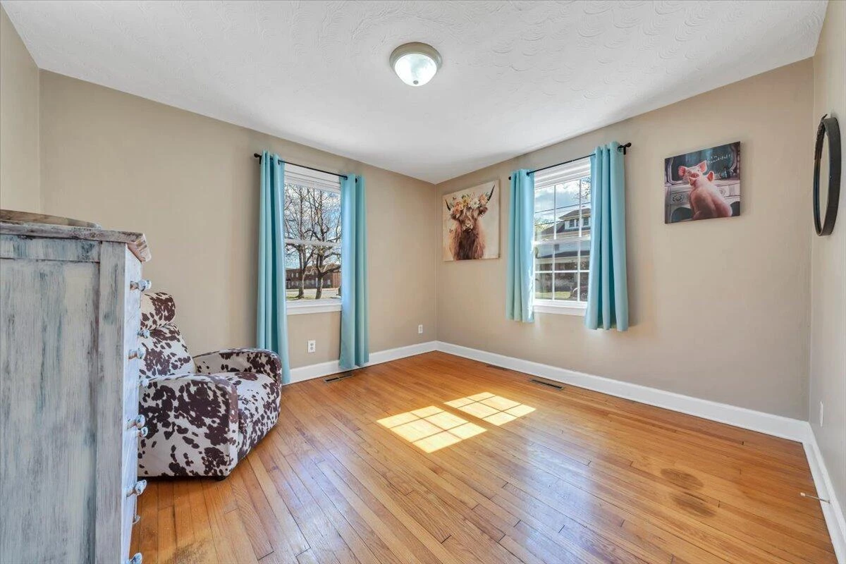 2407 Denniston AVE - Photo 24