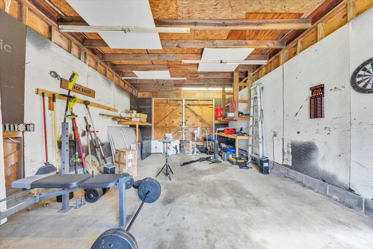 2407 Denniston AVE - Photo 34