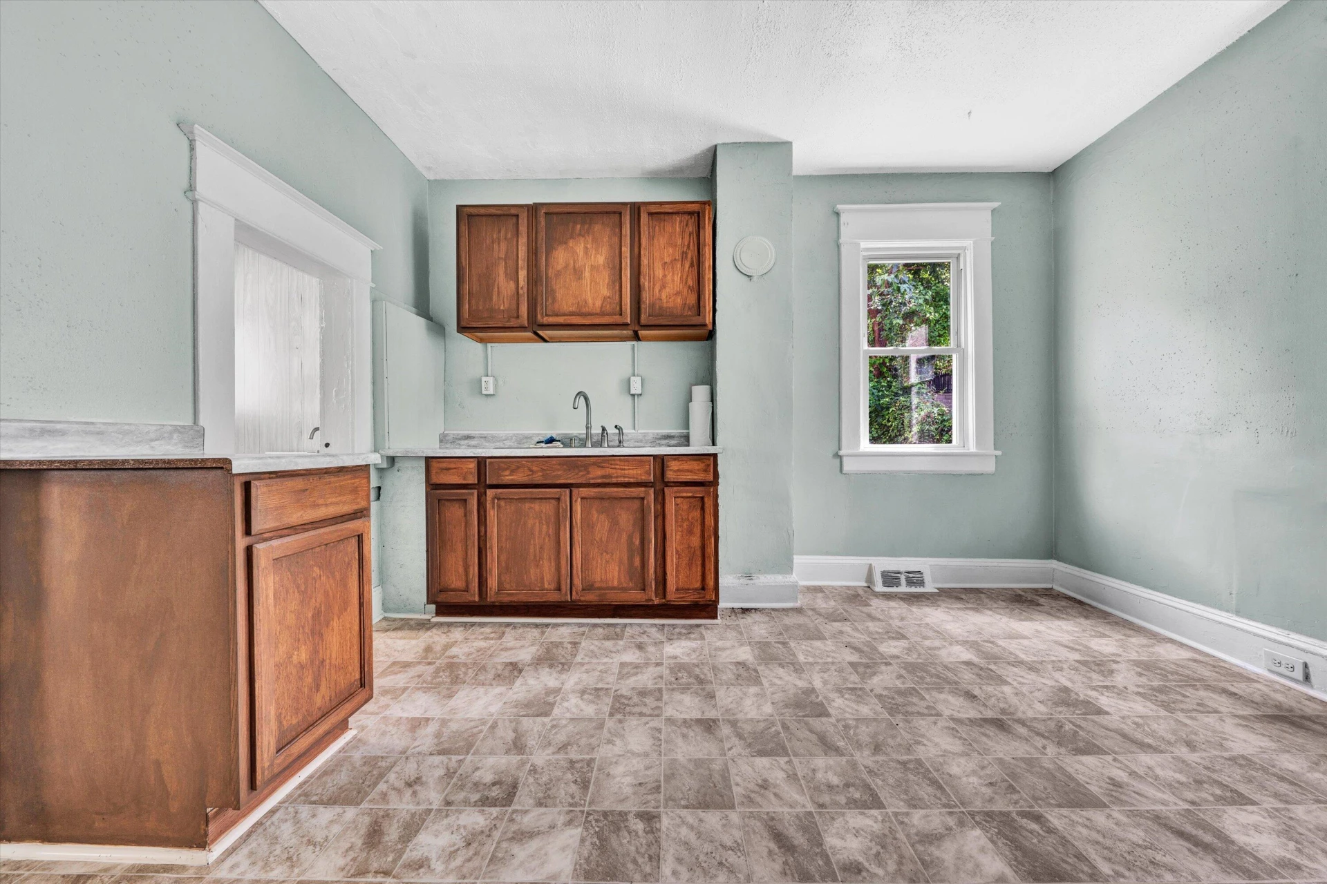 513 Highland AVE - Photo 10