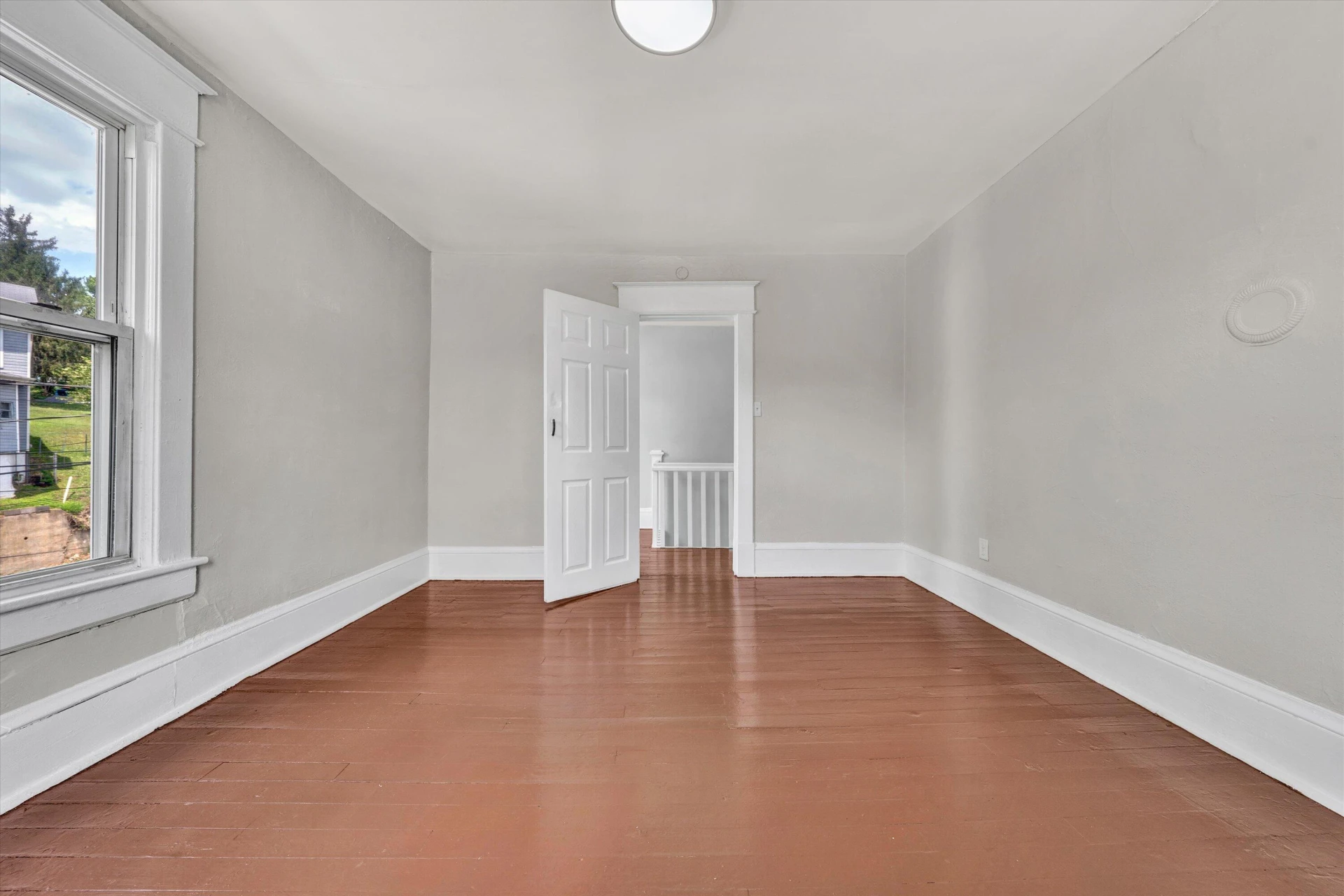 513 Highland AVE - Photo 24