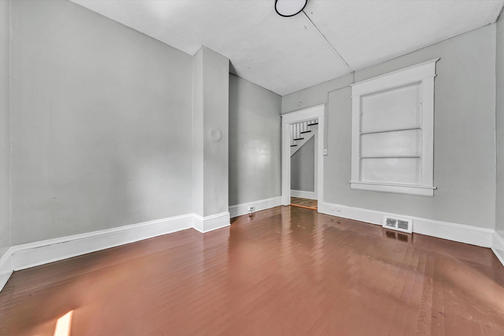 513 Highland AVE - Photo 9