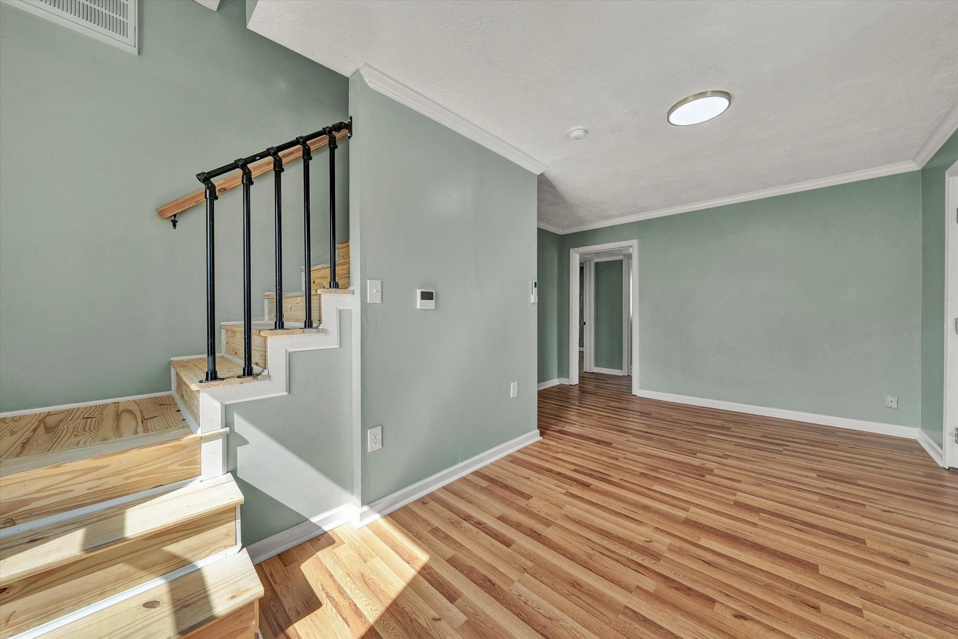 2312 Rush ST - Photo 7
