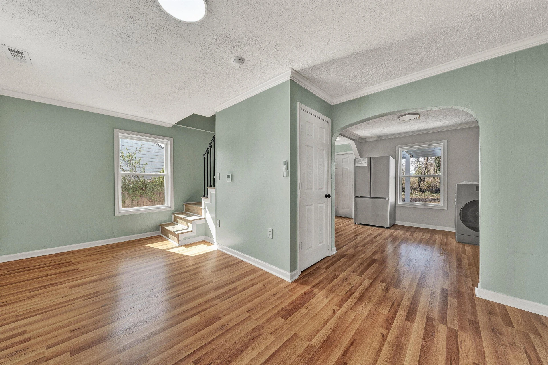 2312 Rush ST - Photo 9