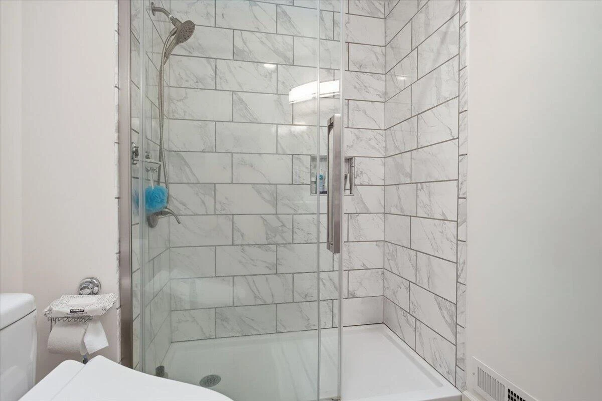 219 Shoreline Marina CIR #122 - Photo 26