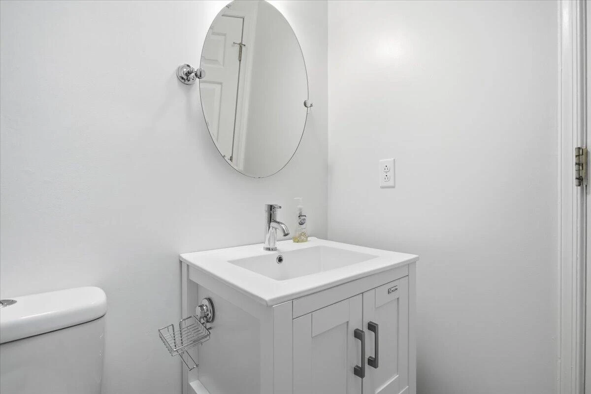 219 Shoreline Marina CIR #122 - Photo 31