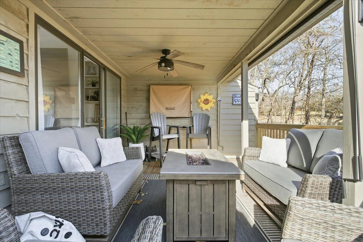 219 Shoreline Marina CIR #122 - Photo 37
