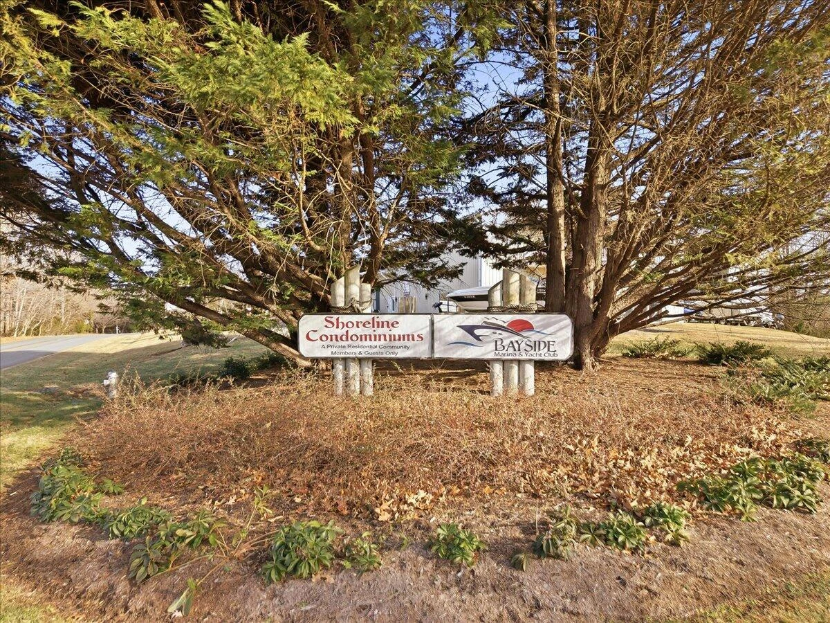 219 Shoreline Marina CIR #122 - Photo 48