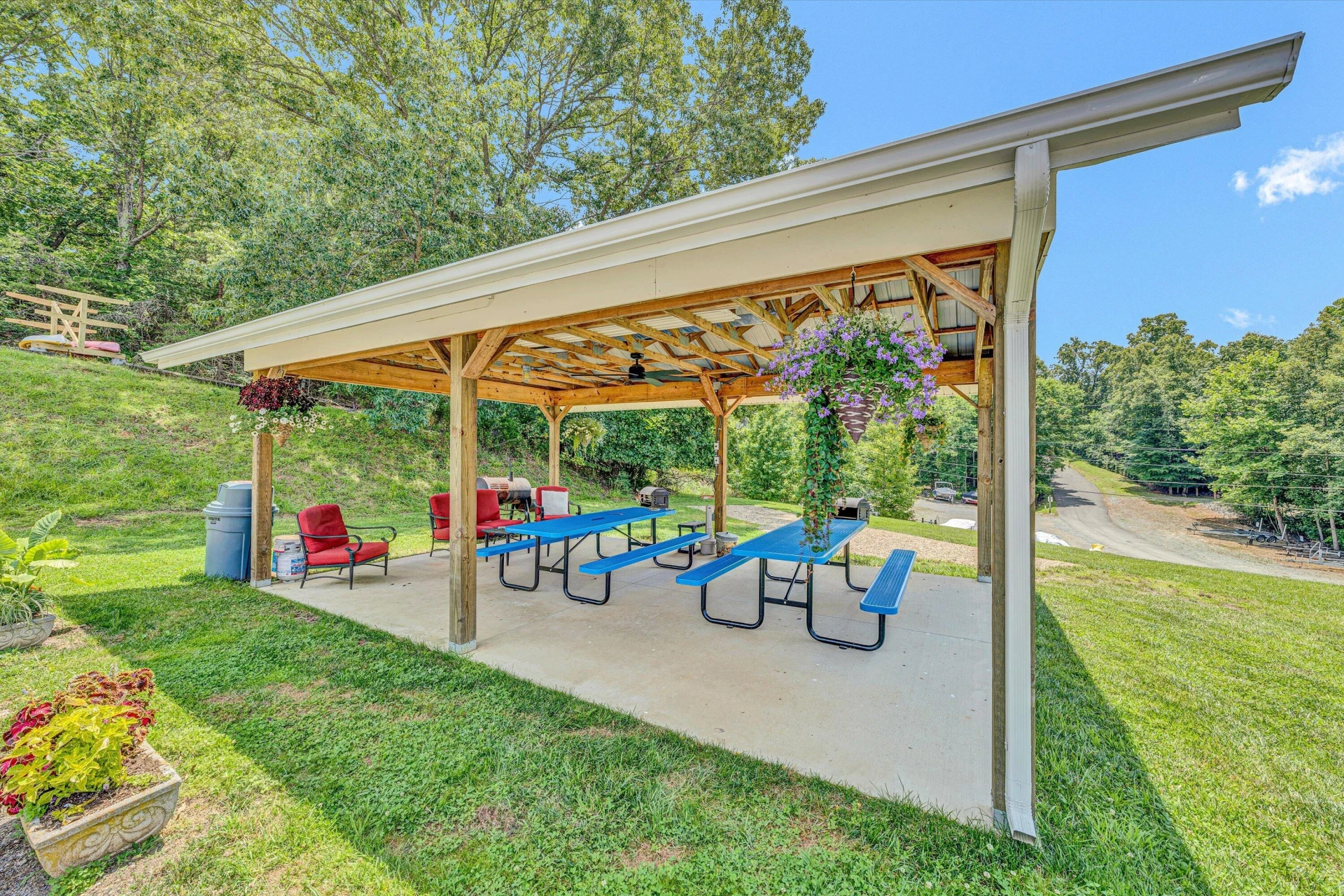 1840 Bluewater DR - Photo 52