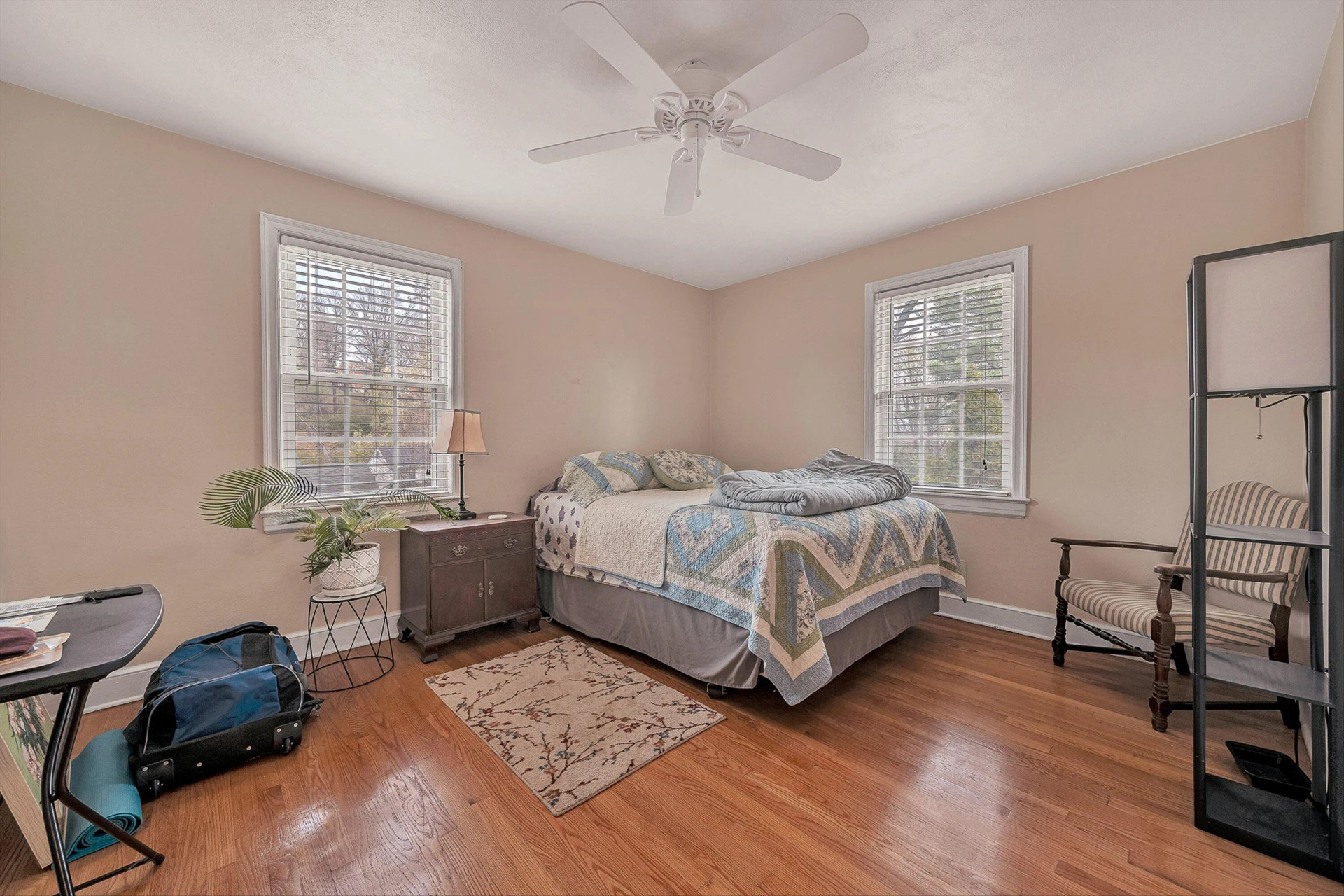 2726 Thorndale ST - Photo 13