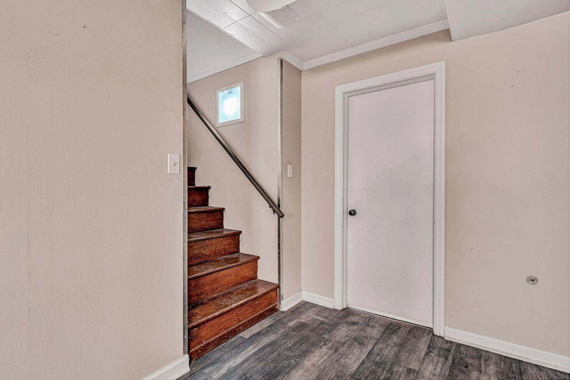 2726 Thorndale ST - Photo 19