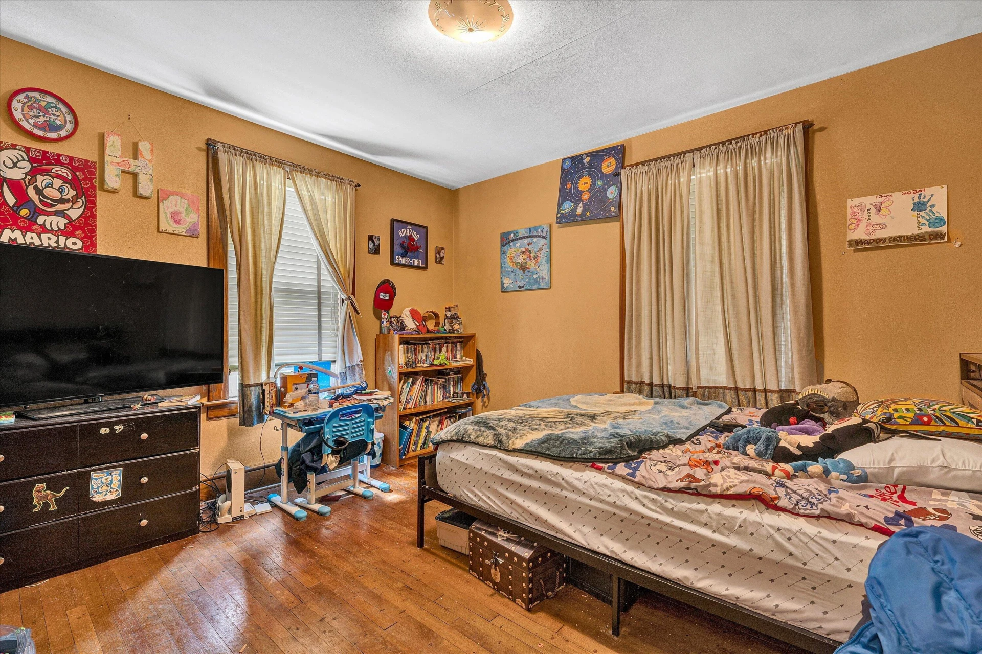 2255 Dunkirk AVE - Photo 5