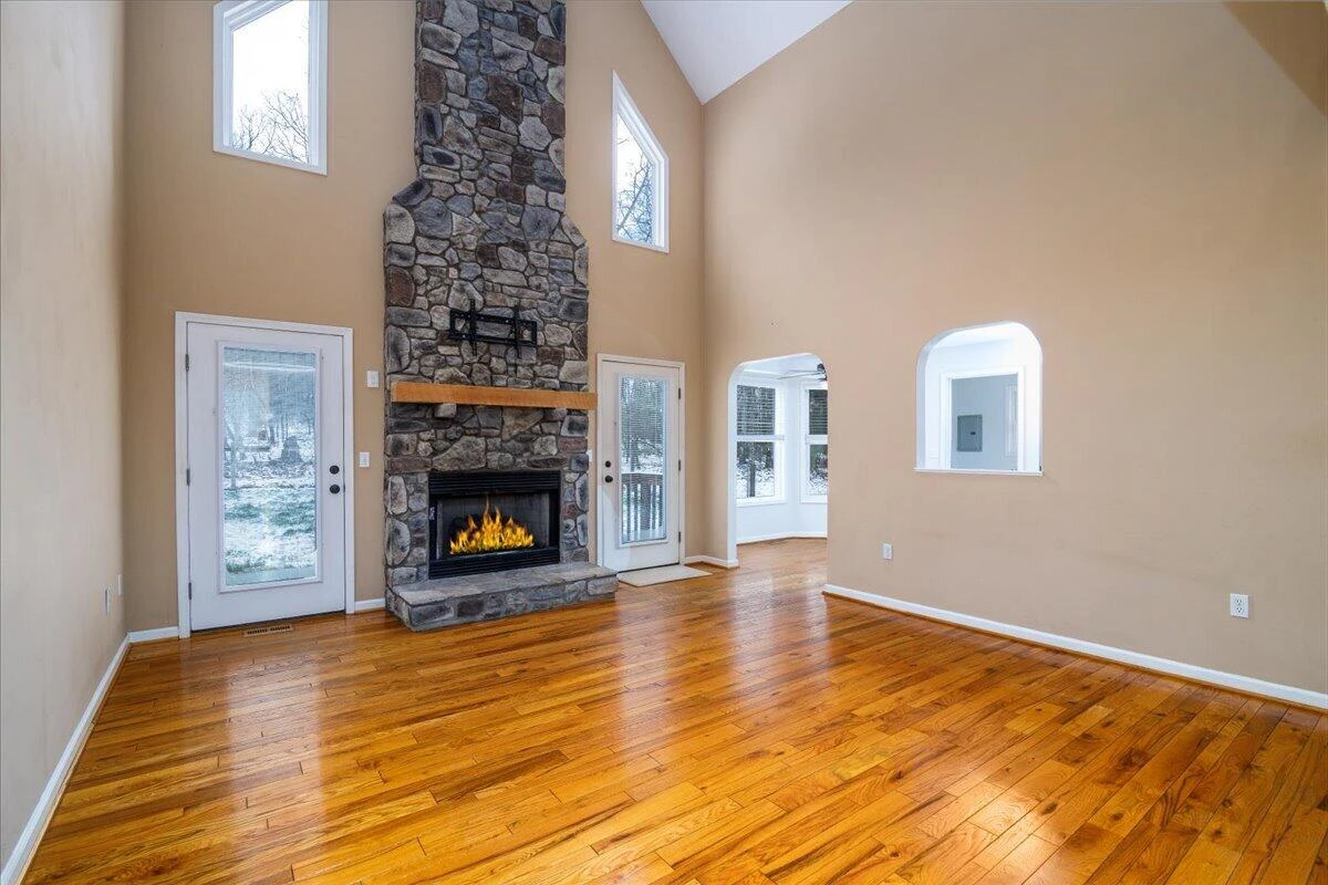 6720 Bradshaw RD - Photo 8