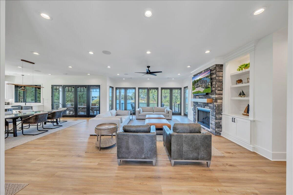 176 Three Point Isle DR - Photo 10