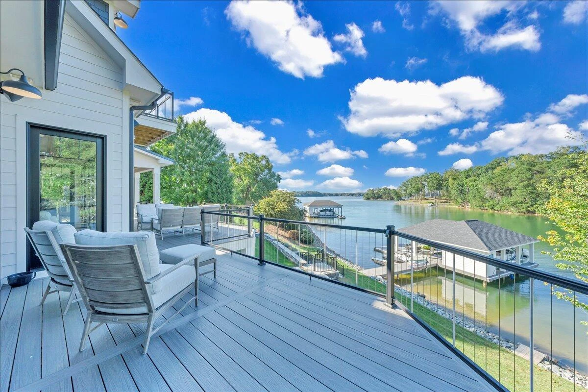 176 Three Point Isle DR - Photo 38