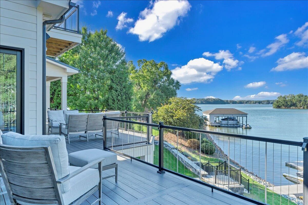 176 Three Point Isle DR - Photo 39