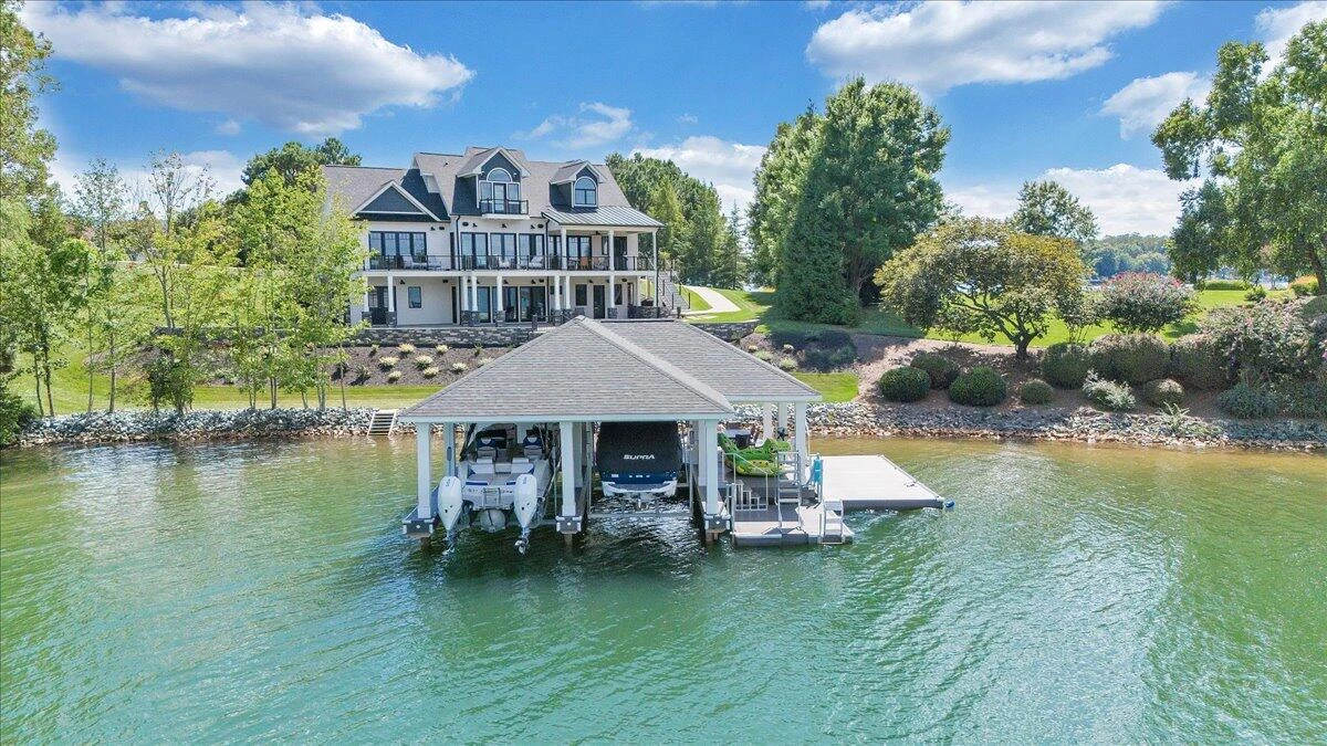 176 Three Point Isle DR - Photo 5