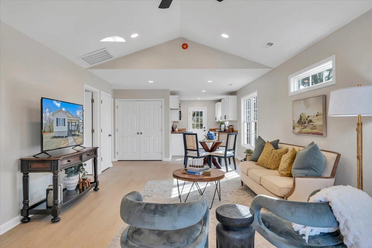 3708 Michigan AVE - Photo 16