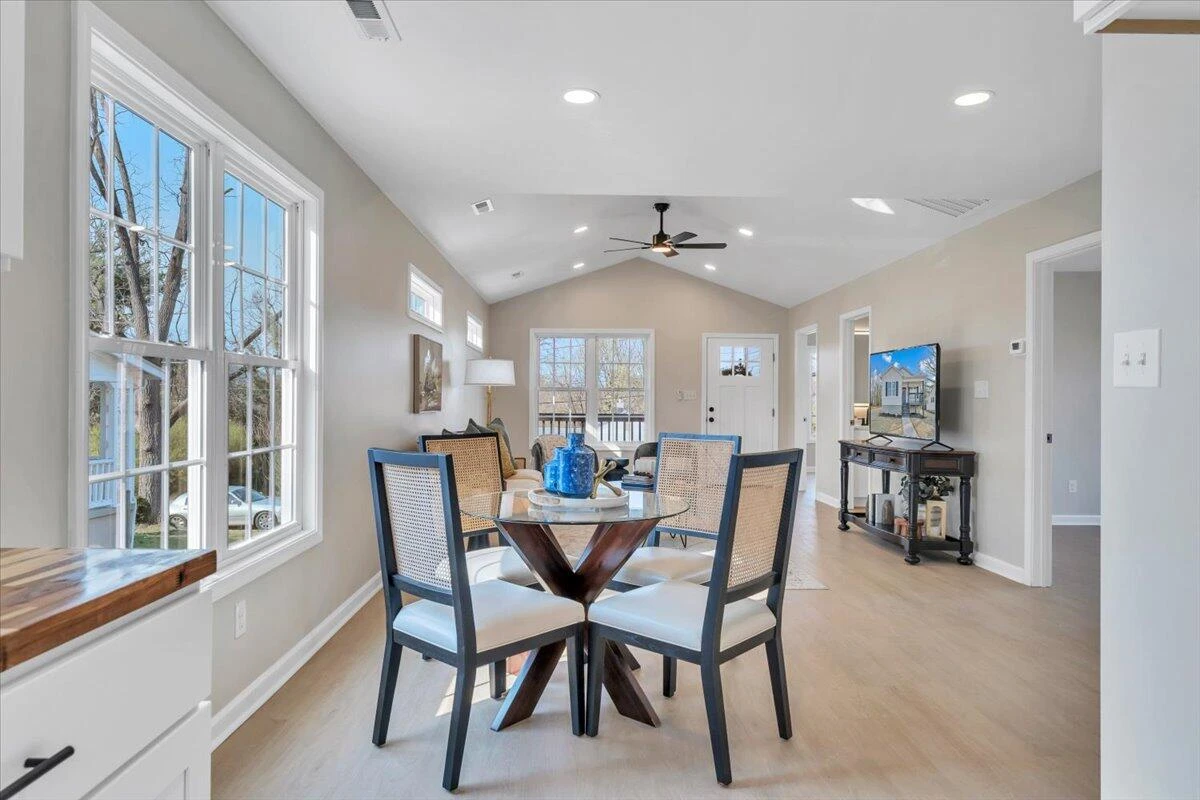 3708 Michigan AVE - Photo 37