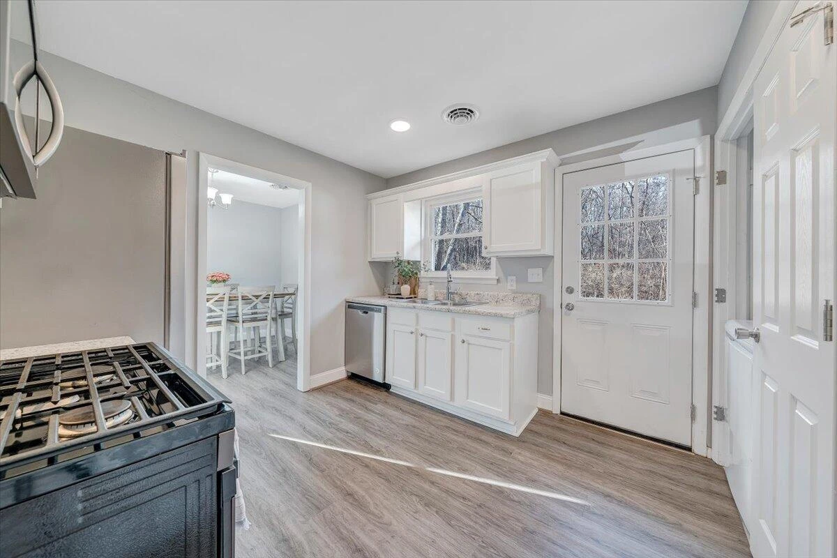 1638 Norris DR - Photo 11