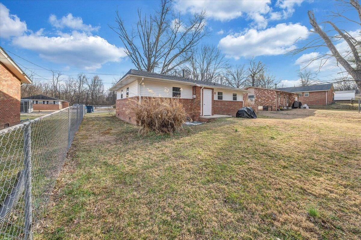 1638 Norris DR - Photo 26