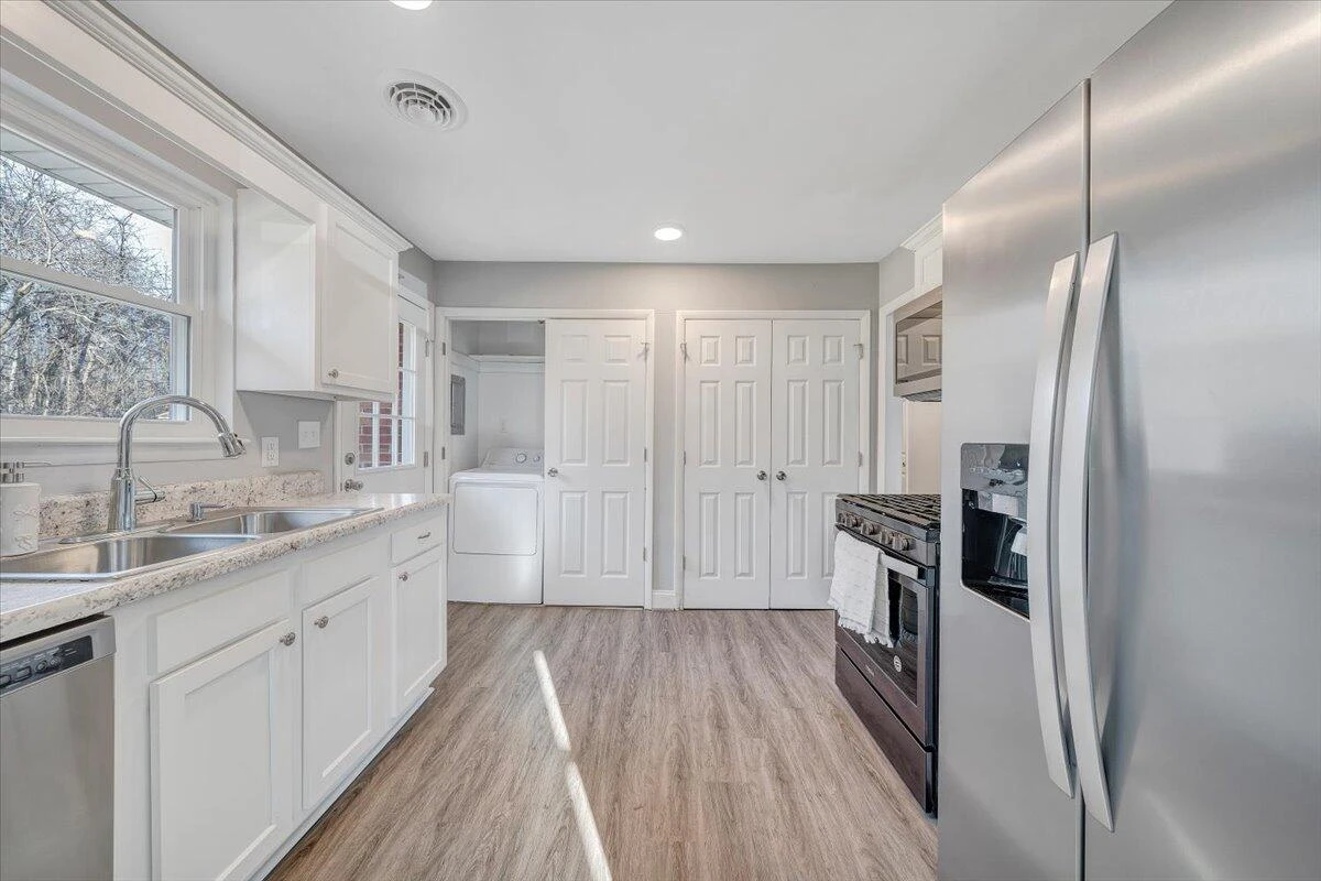 1638 Norris DR - Photo 8