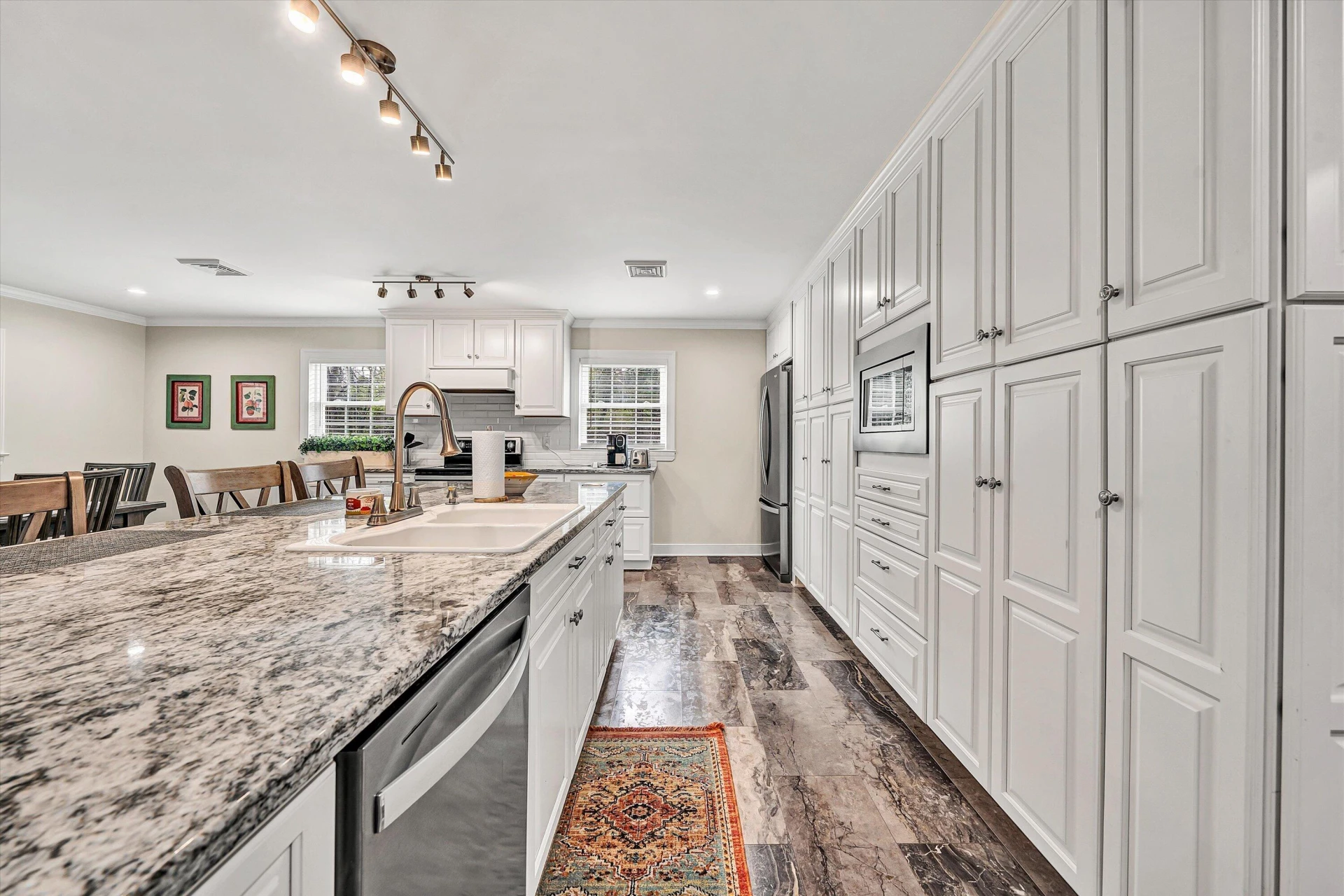 763 OAKWOOD DR - Photo 16