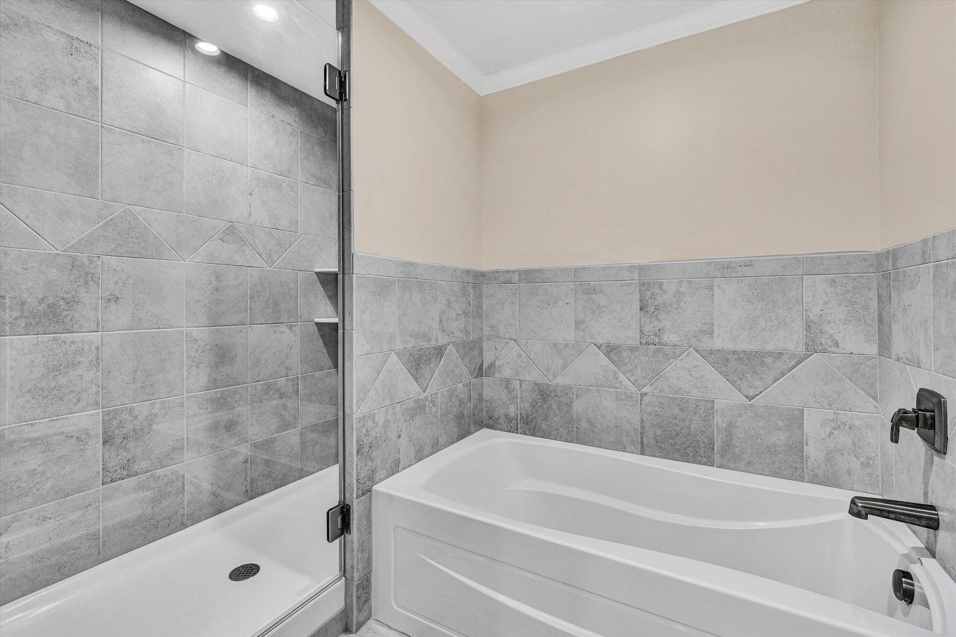 763 OAKWOOD DR - Photo 30