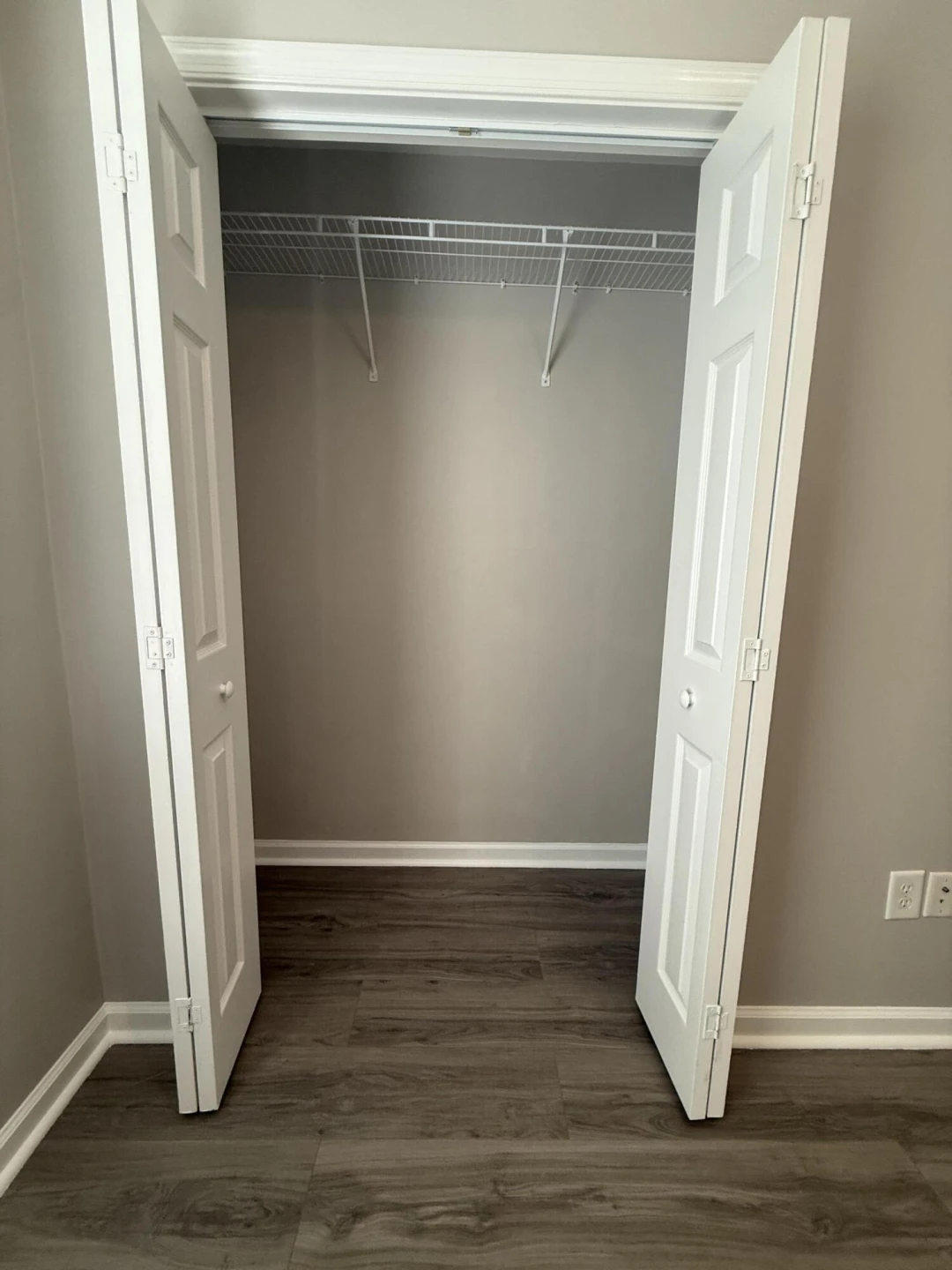 2421 Deerfield CT - Photo 12