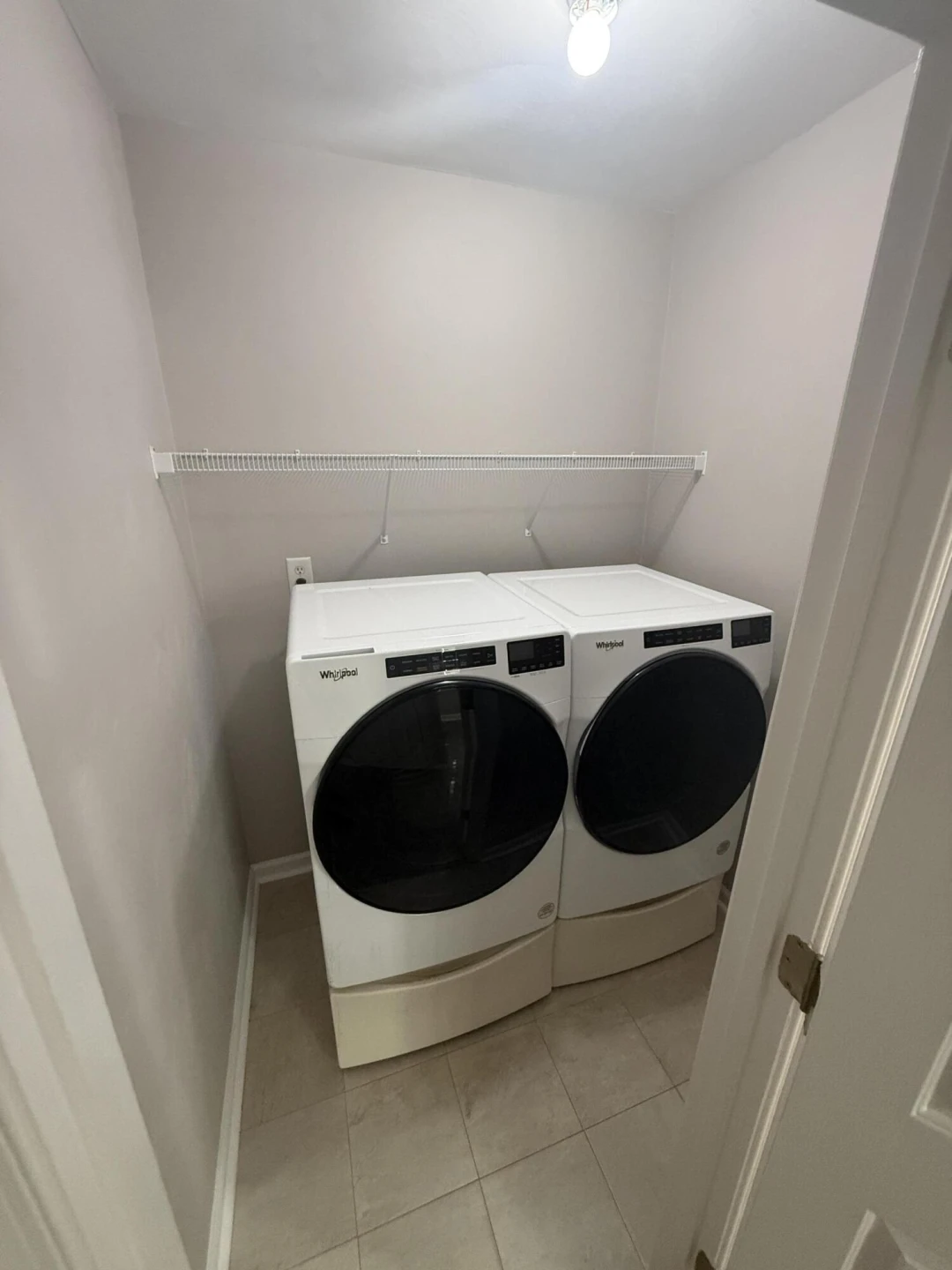 2421 Deerfield CT - Photo 16