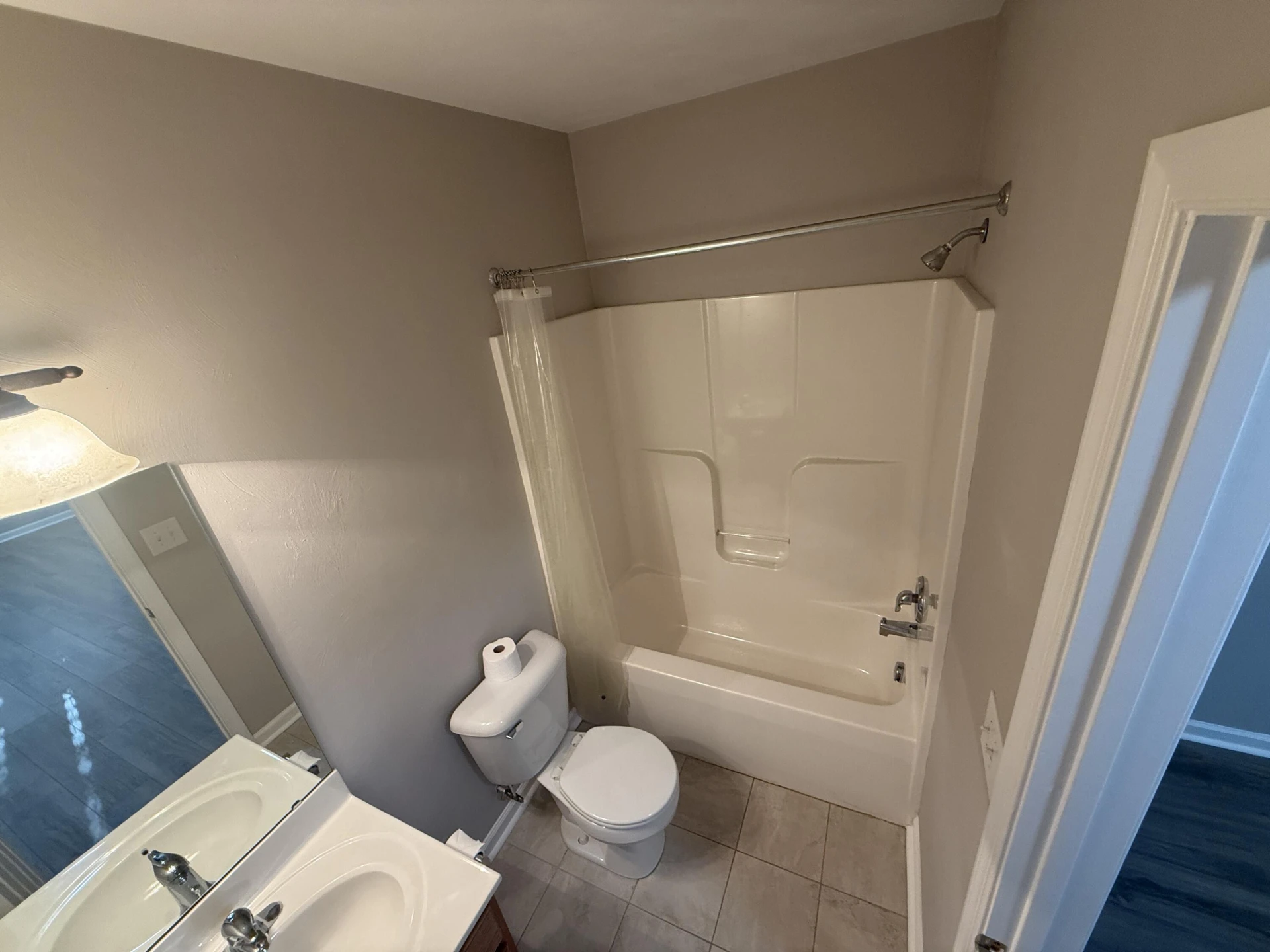 2421 Deerfield CT - Photo 19