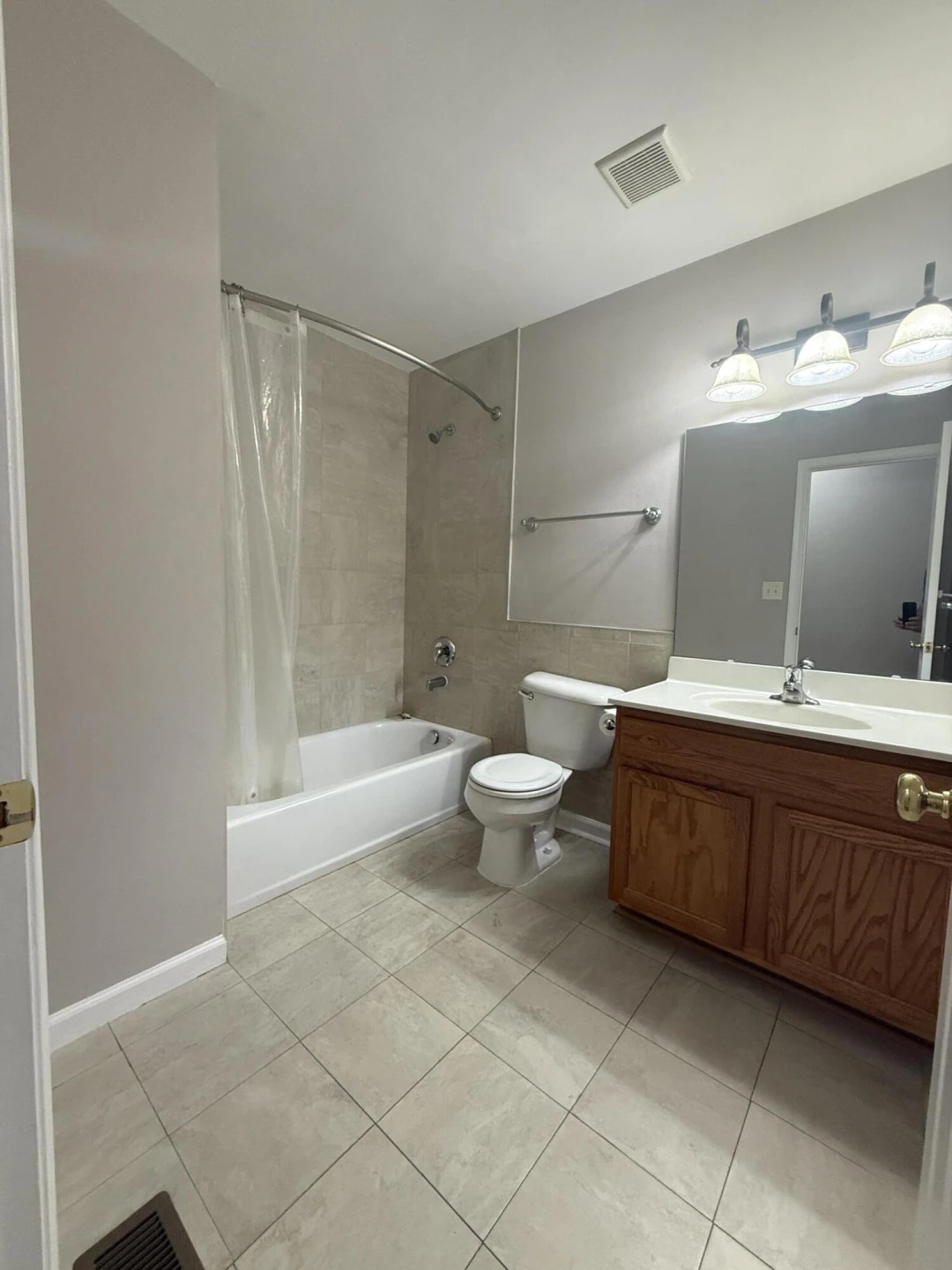2421 Deerfield CT - Photo 9