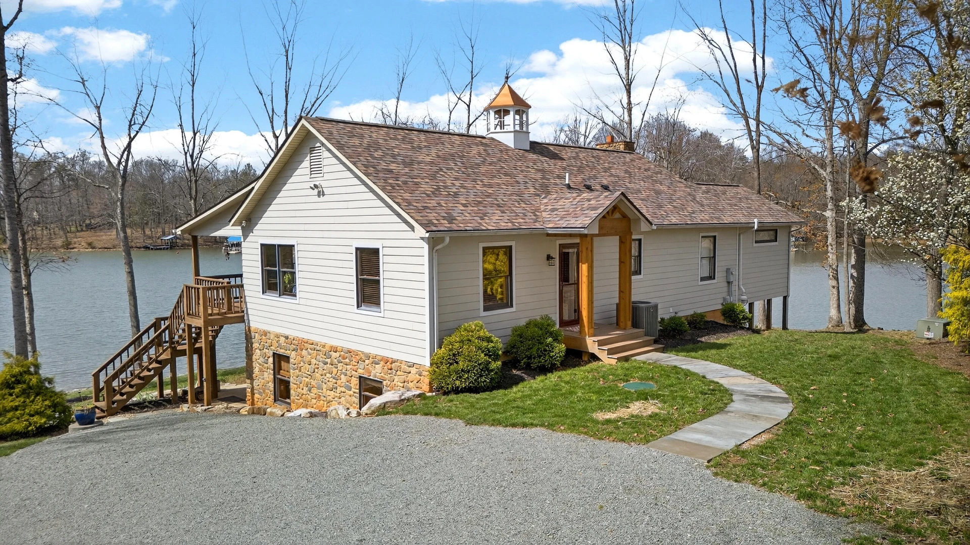 1520 Gowen LN - Photo 2