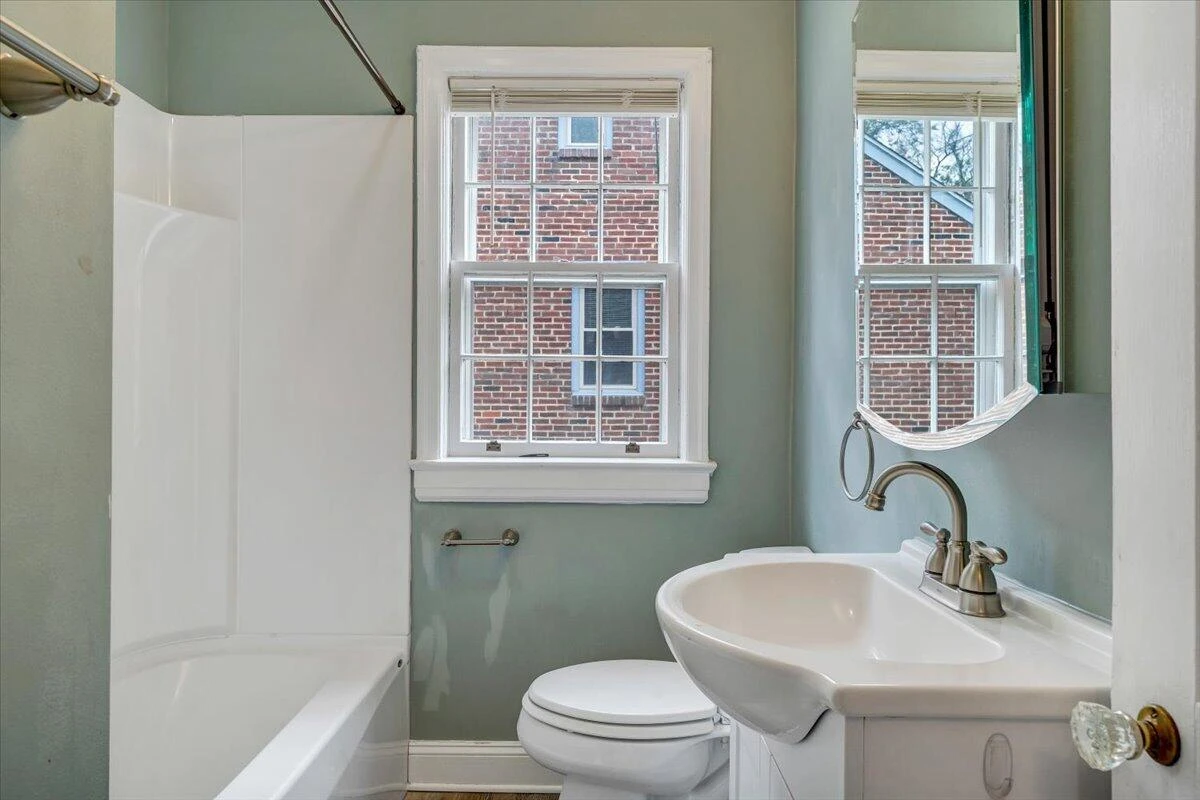 910 Brandon AVE - Photo 22
