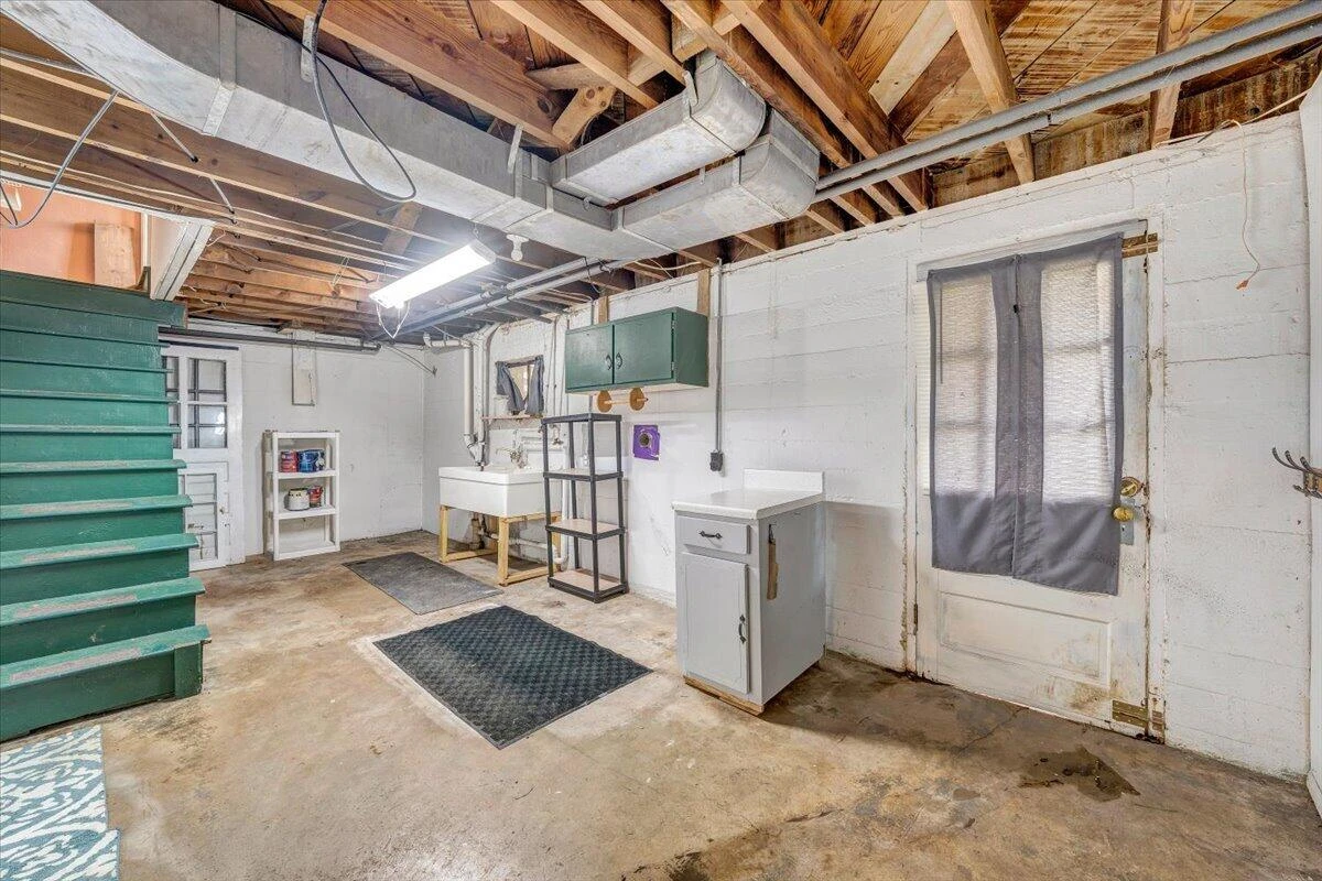 910 Brandon AVE - Photo 28