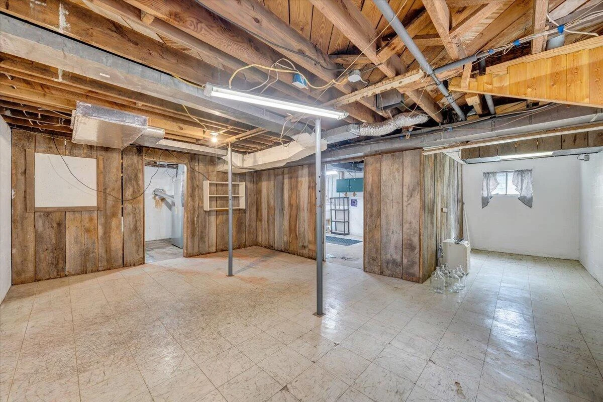 910 Brandon AVE - Photo 32
