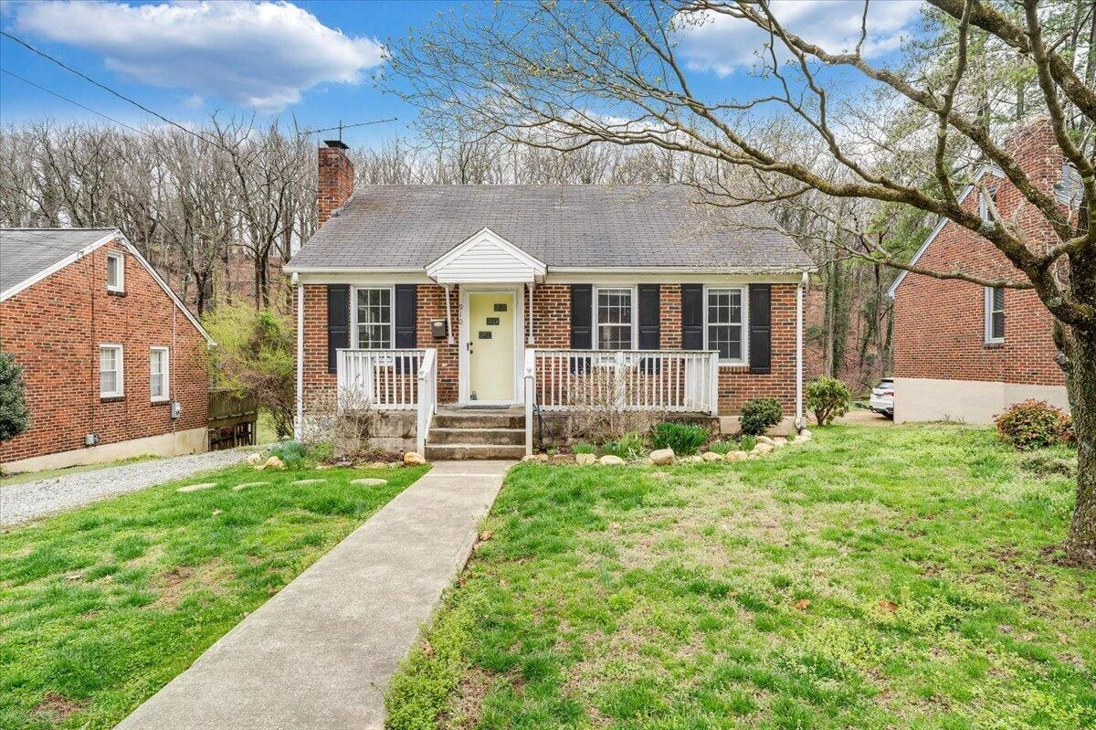 910 Brandon AVE - Photo 48