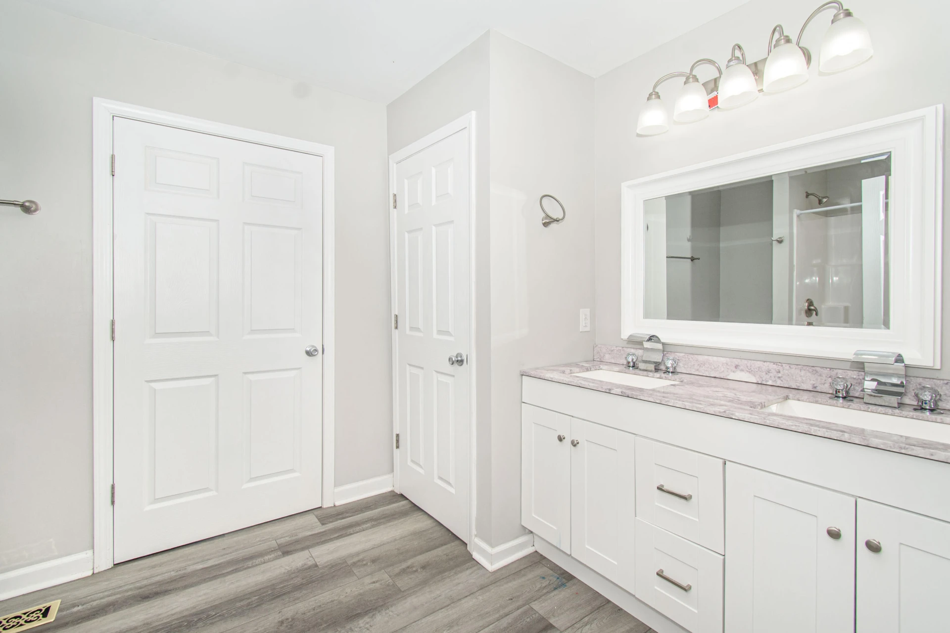 1039 Ward ST - Photo 12