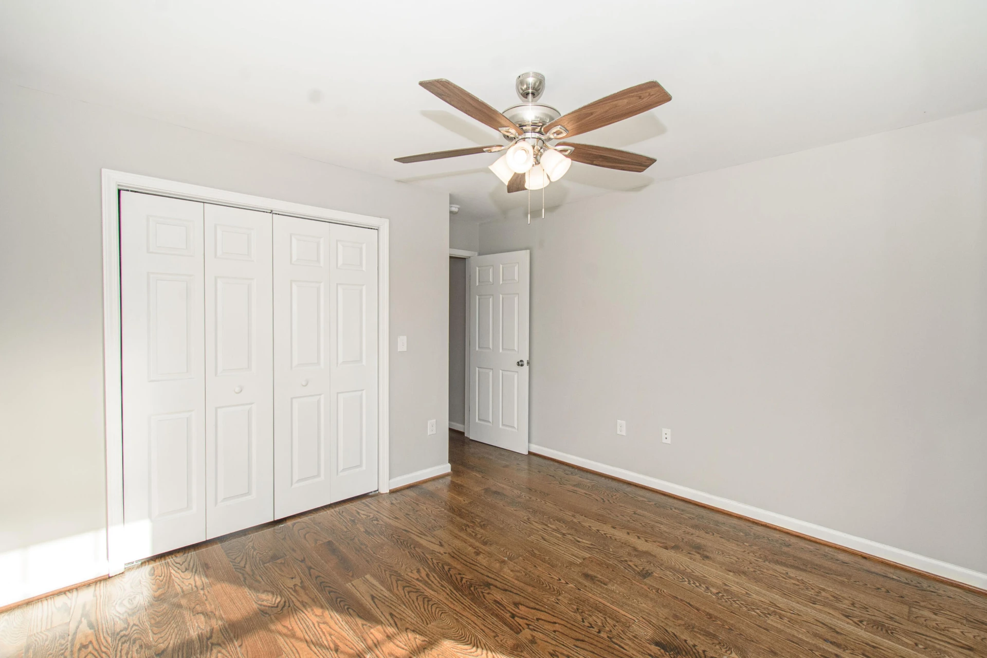1039 Ward ST - Photo 15