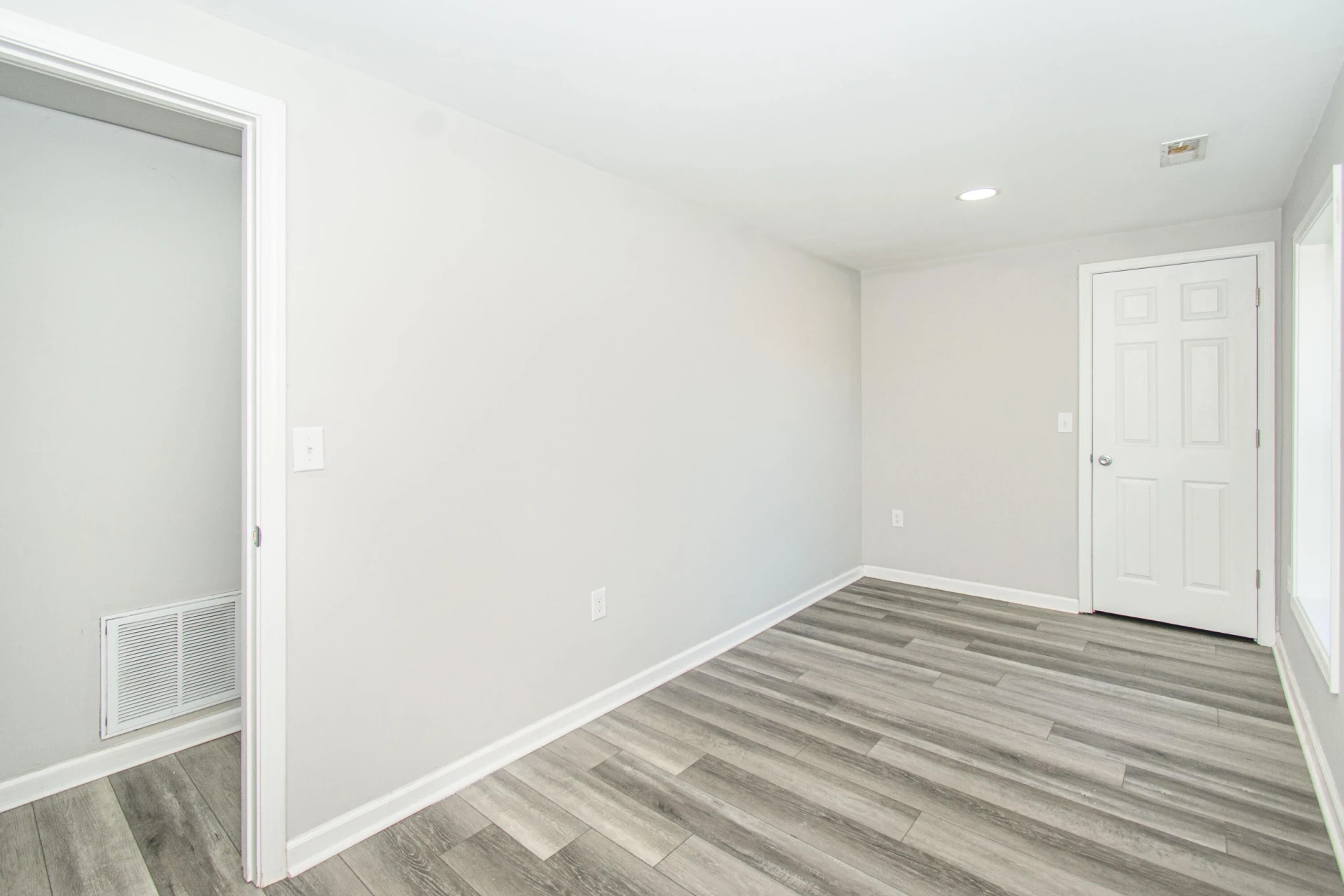1039 Ward ST - Photo 26