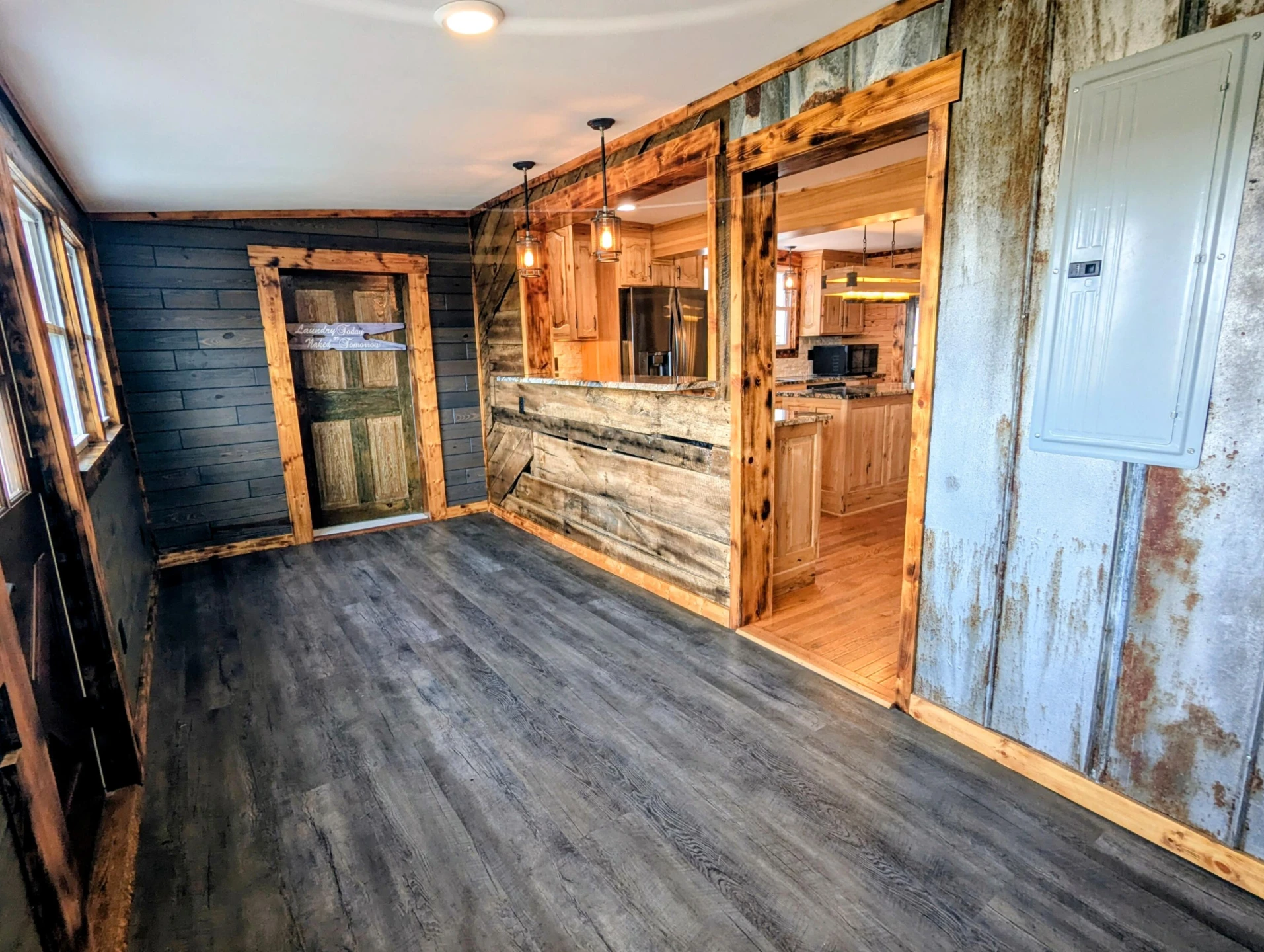 8360 Deer Run DR - Photo 18