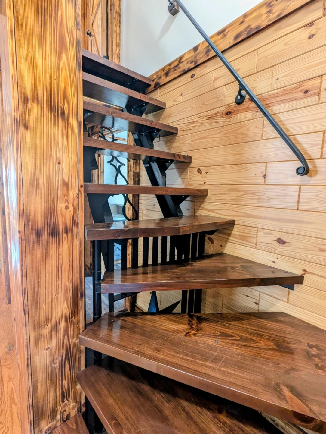 8360 Deer Run DR - Photo 22